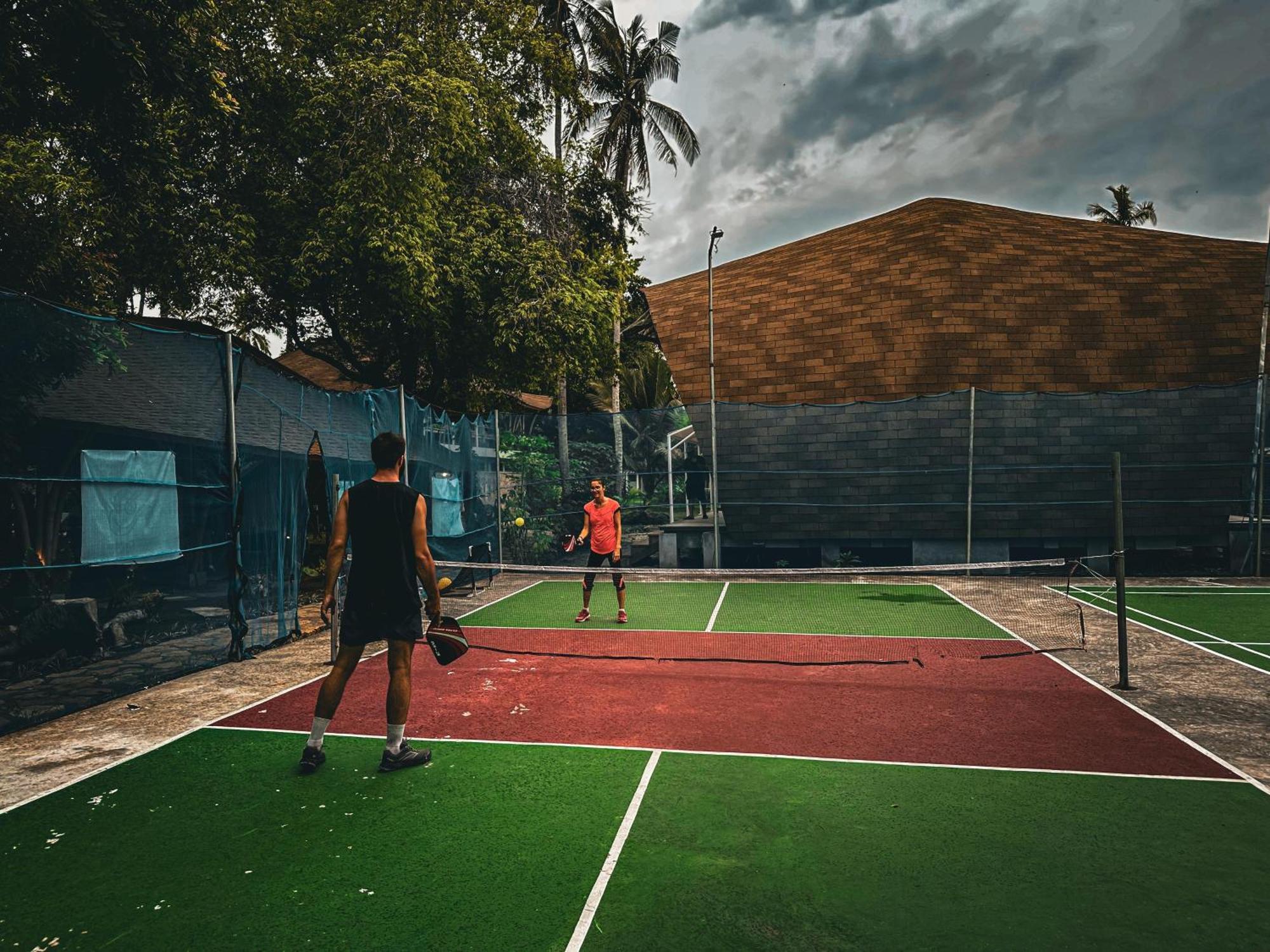 Tropik Resort Lombok セロング・ベラナク エクステリア 写真