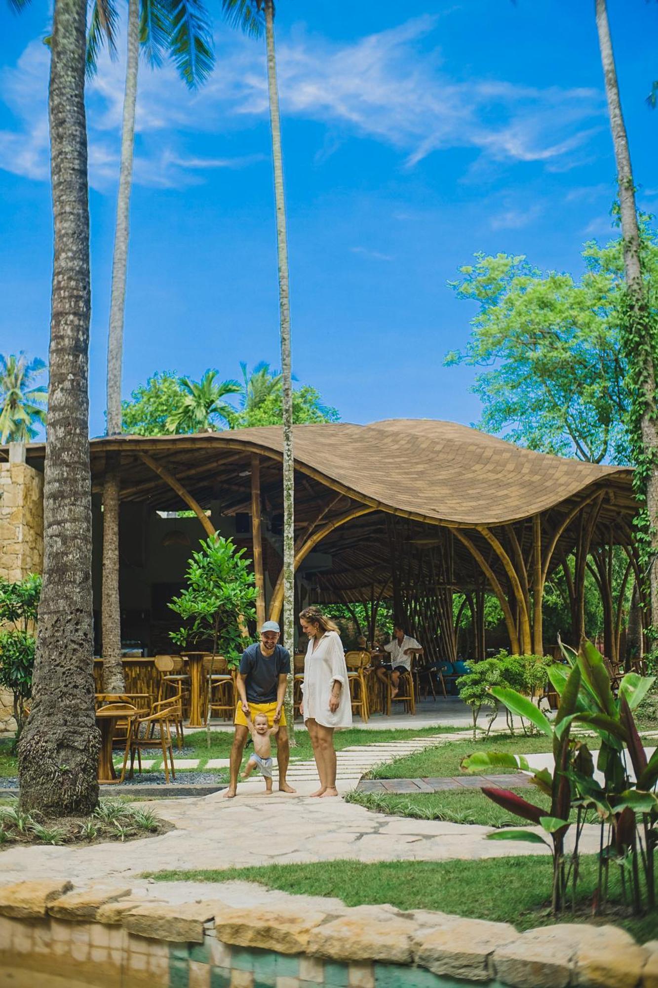 Tropik Resort Lombok セロング・ベラナク エクステリア 写真