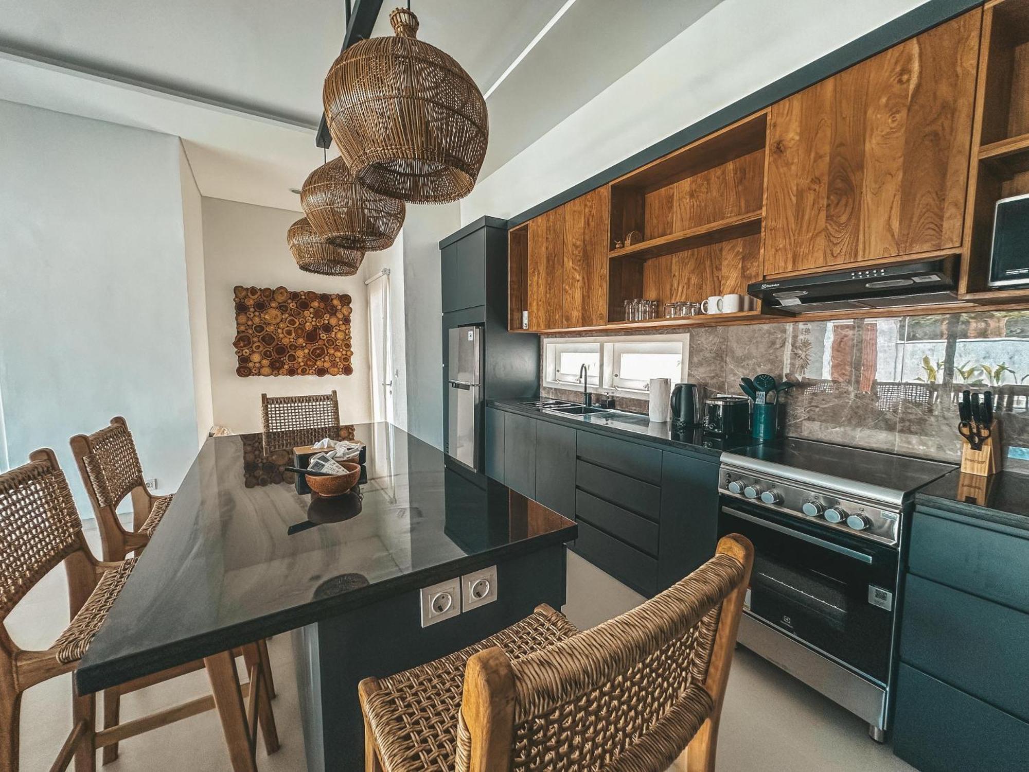 Tropik Resort Lombok セロング・ベラナク 部屋 写真