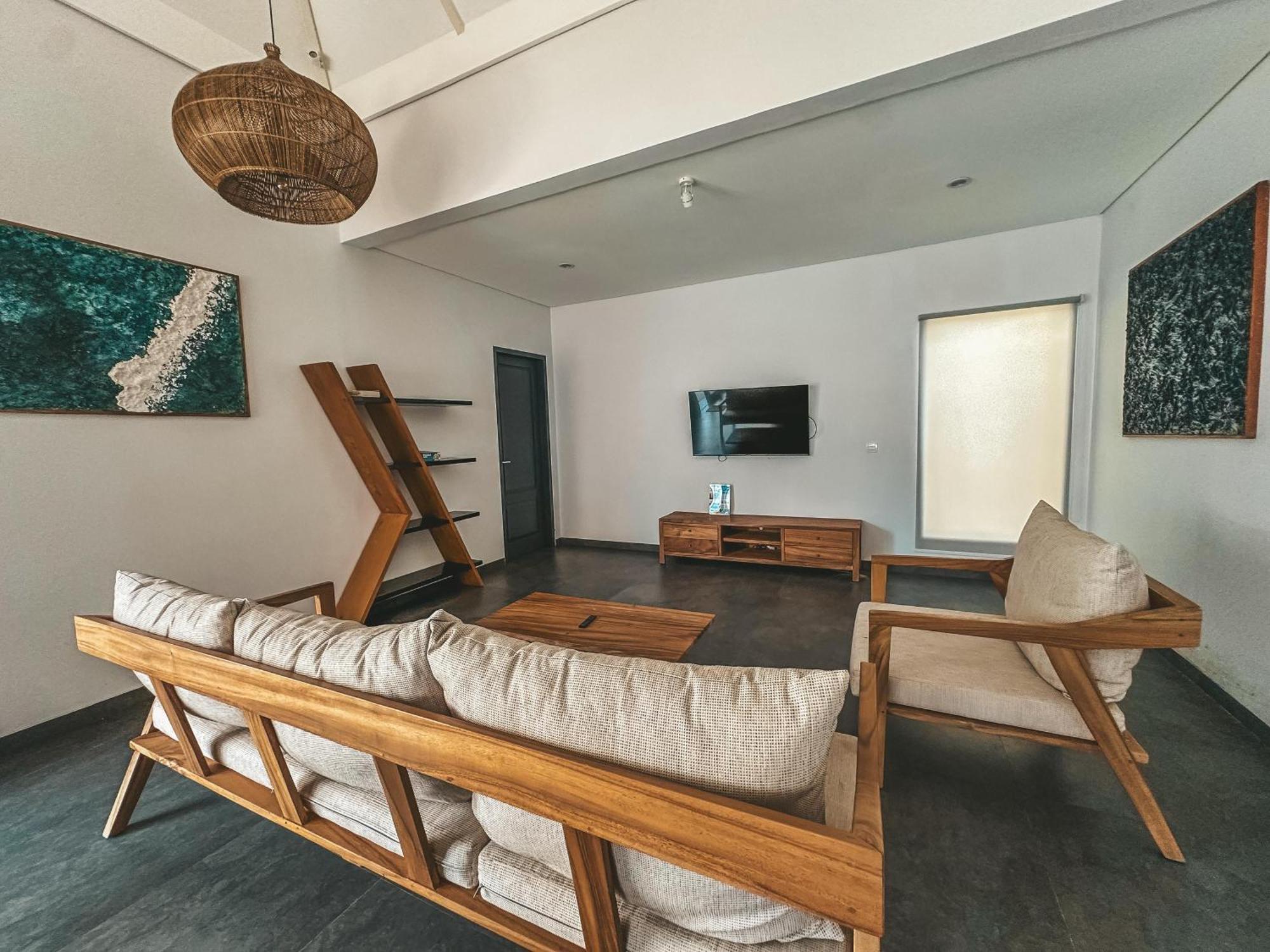 Tropik Resort Lombok セロング・ベラナク 部屋 写真
